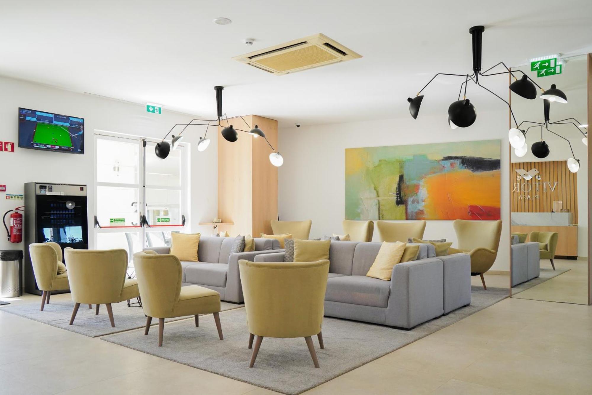 Vitors Plaza Aparthotel Portimao Luaran gambar