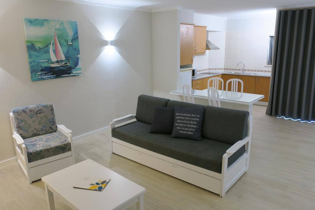 Vitors Plaza Aparthotel Portimao Luaran gambar